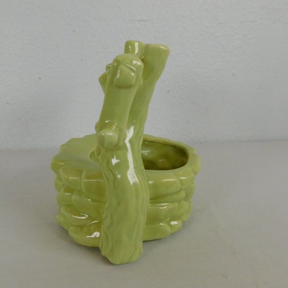 Ceramic Wishing Well Shaped Planter Round Light Green Handle Unbranded Whimsical - Picture 2 of 8